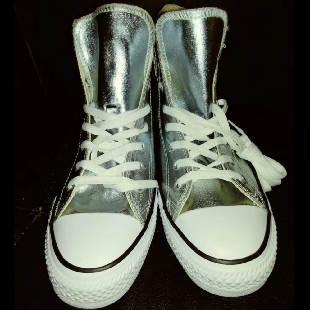 Converse high top